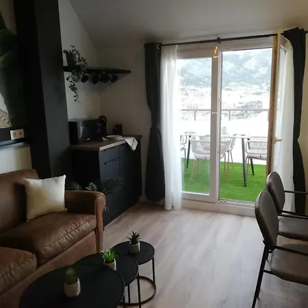 Apartment Residencial *